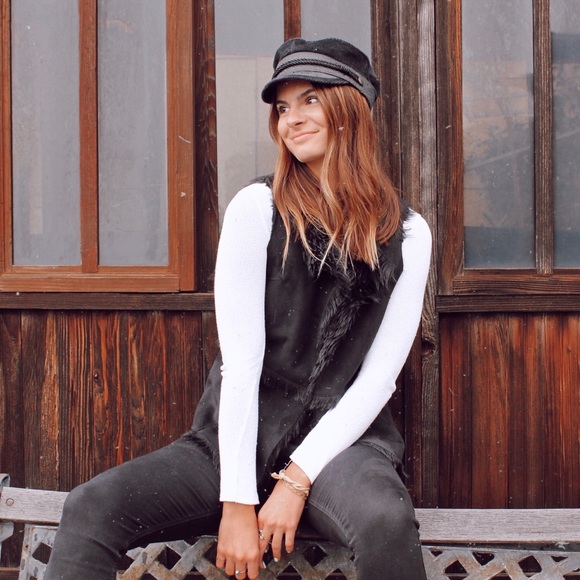 MOVING SALE! Hollister - Picture 2 of 5